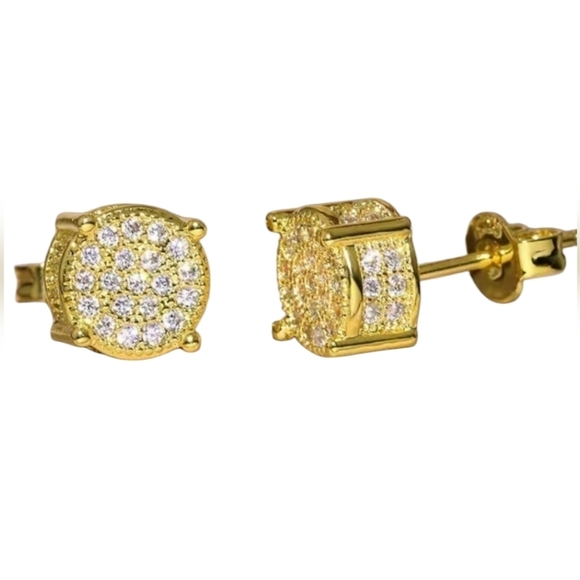 NWT Cubic Zircon Gold Studded Earrings - Picture 1 of 4